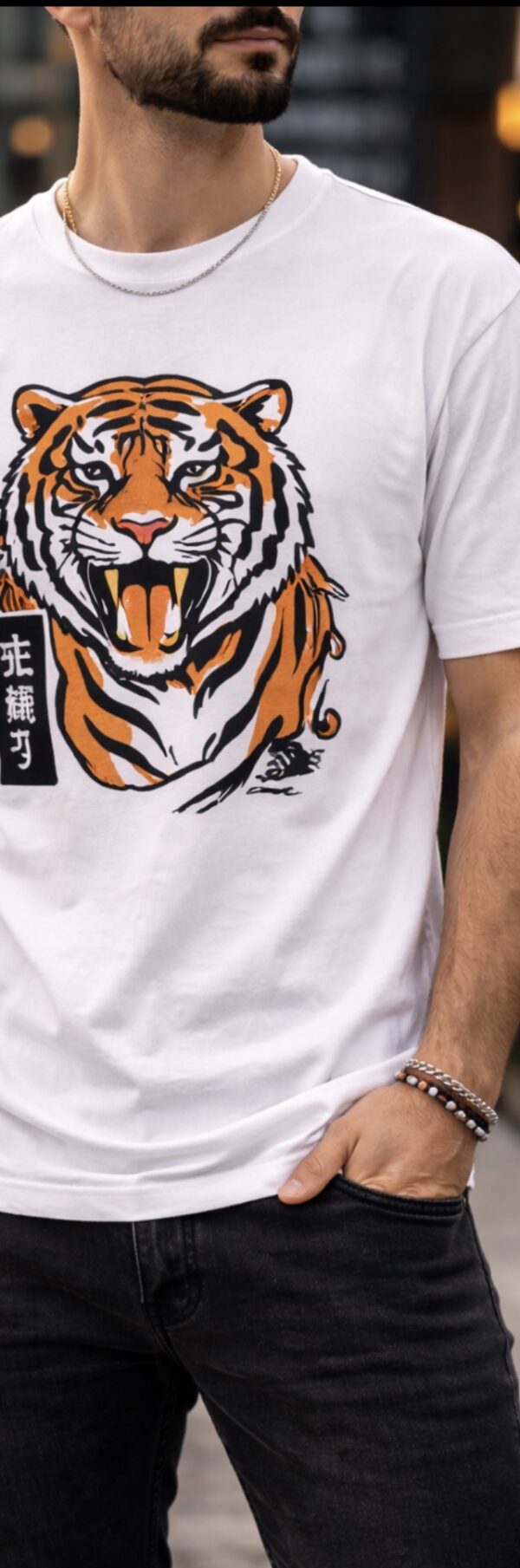 White Lion Prenium Edition